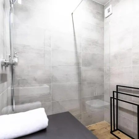 Pod Szyndzielnia Blisko Kolejki I Hali Pod Debowcem - Dream *