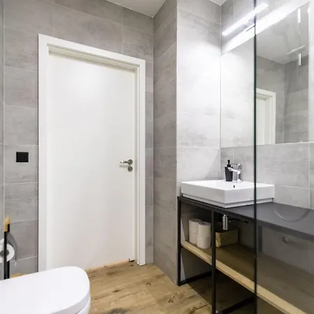 Apartmán Pod Szyndzielnia Blisko Kolejki I Hali Pod Debowcem - Dream *